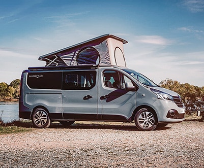 van aménagé L2 avec toit relevable sur base renault trafic hanroad