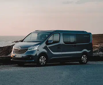 van aménagé sur porteur renault trafic L2 chassis long couleur bleu panorama hanroad